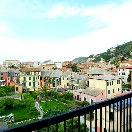Appartamento Aprile 莱万托 外观 照片